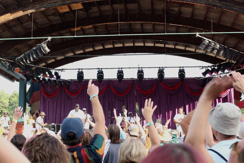 Live performance with festival audience